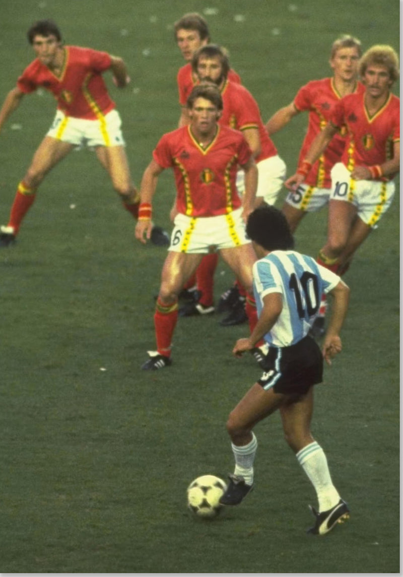 Diego Maradona Mot Belgia - VM 1982