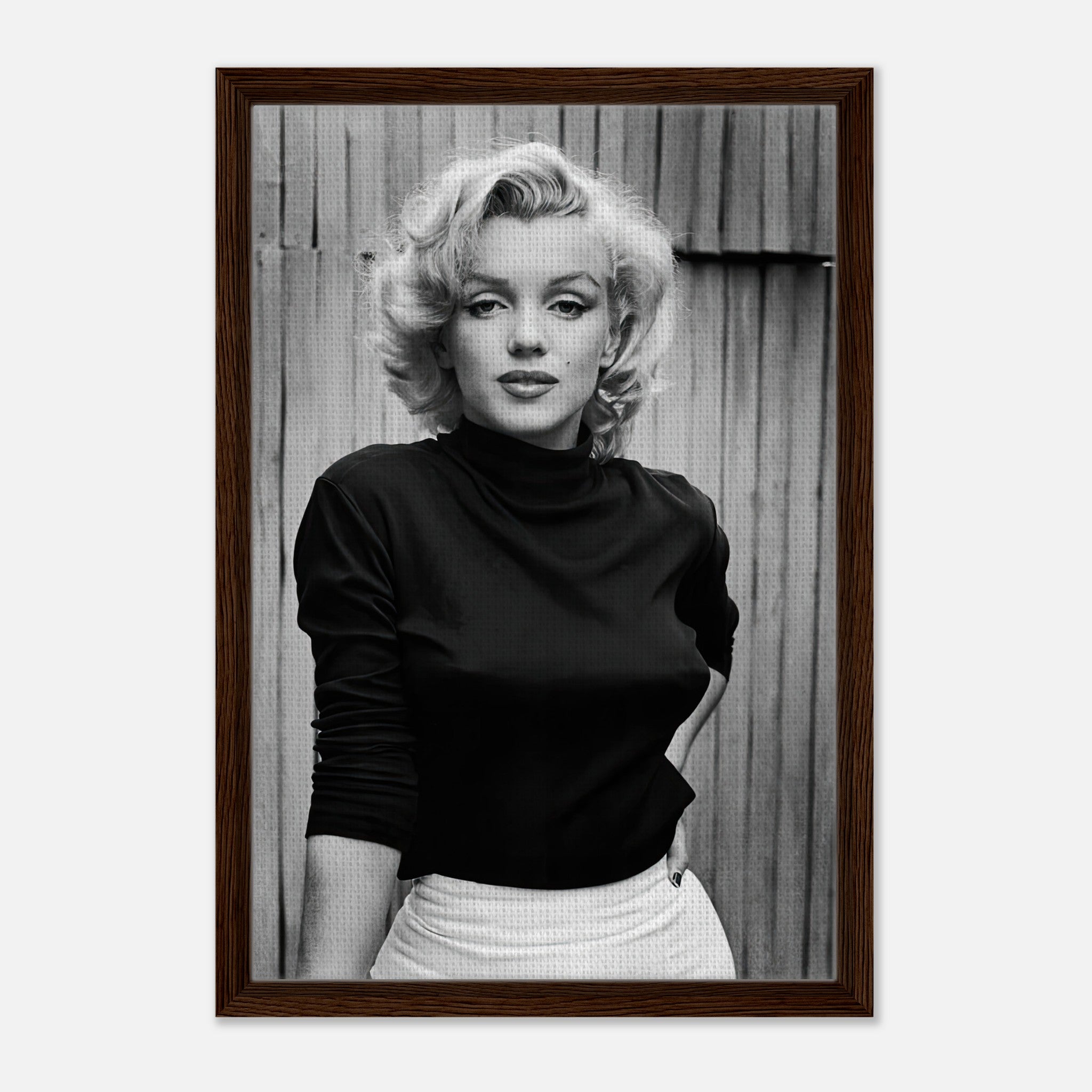 Framed canvas print of Marilyn Monroe in a black-and-white portrait, showcasing her iconic beauty and timeless elegance.