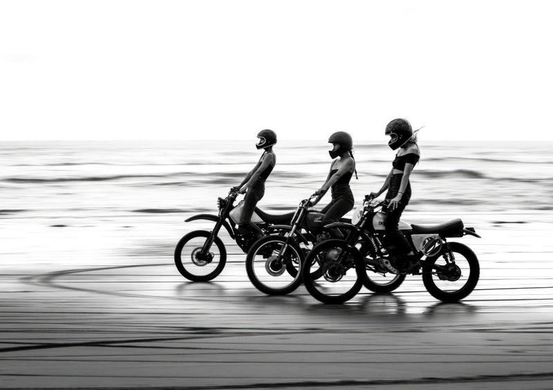 Rebeldes en la costa