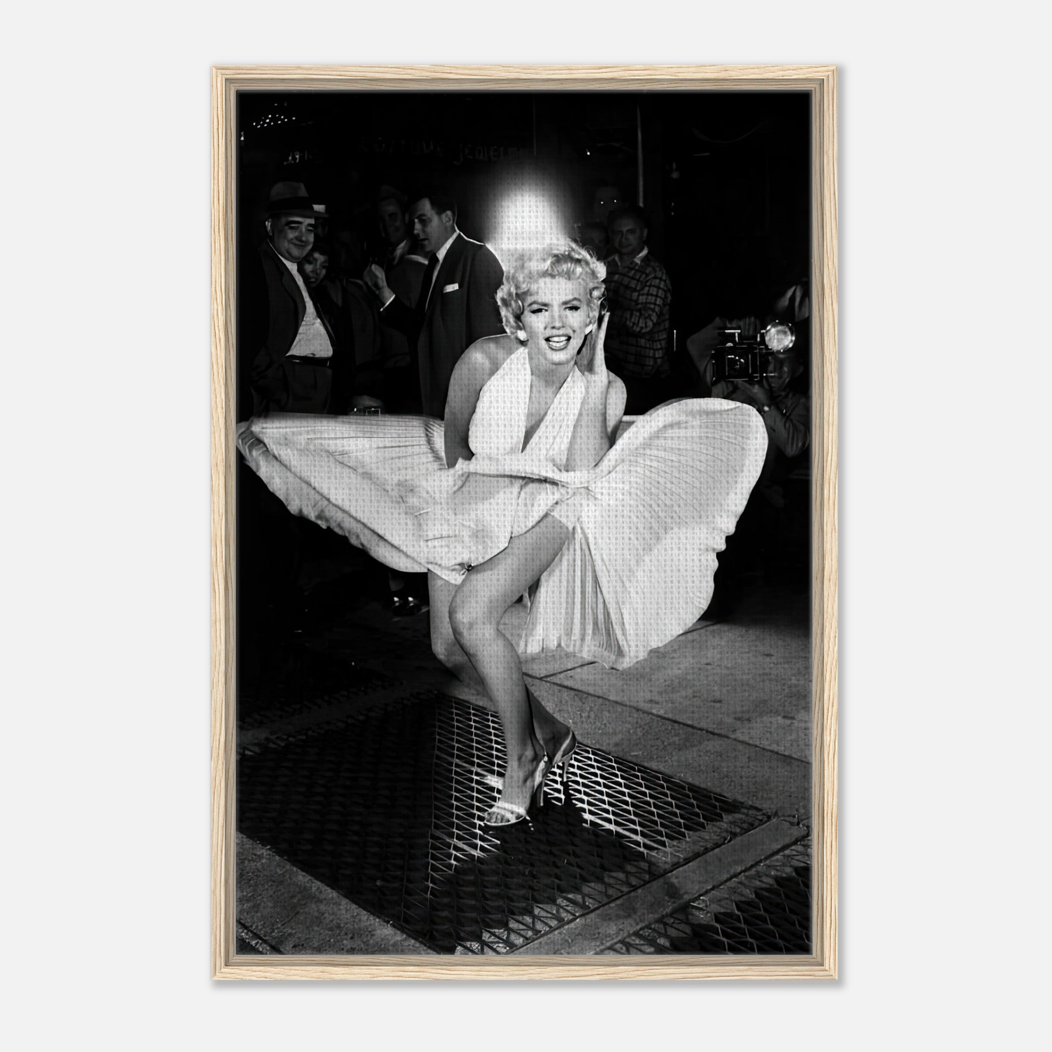 Marilyn Monroe - White Dress Wind-Blown Photograph | Framed Canvas Print - Small - 20x30 cm / 8x12 / Wood frame Marilyn Monroe - White Dress Wind-Blown Photograph | Framed Canvas Print - Small - 20x30 cm / 8x12 / Wood frame