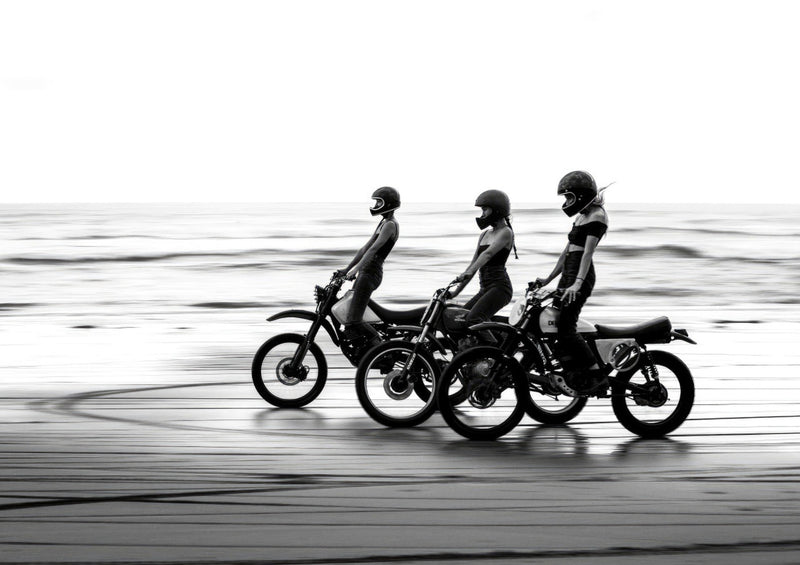 Rebeldes en la costa