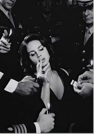 Lana Del Ray Smoking