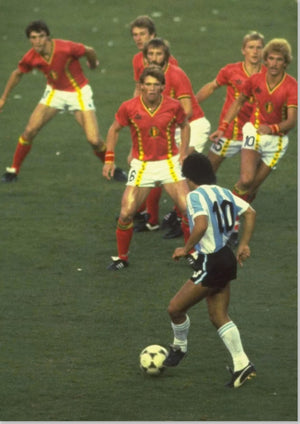 Diego Maradona Mot Belgia - VM 1982