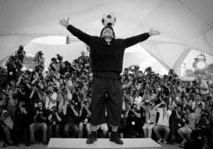 Diego Maradona Cannes (2008) - Schwarzweißfotografie