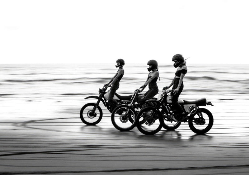 Rebeldes en la costa