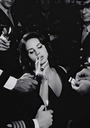 Lana Del Ray Smoking