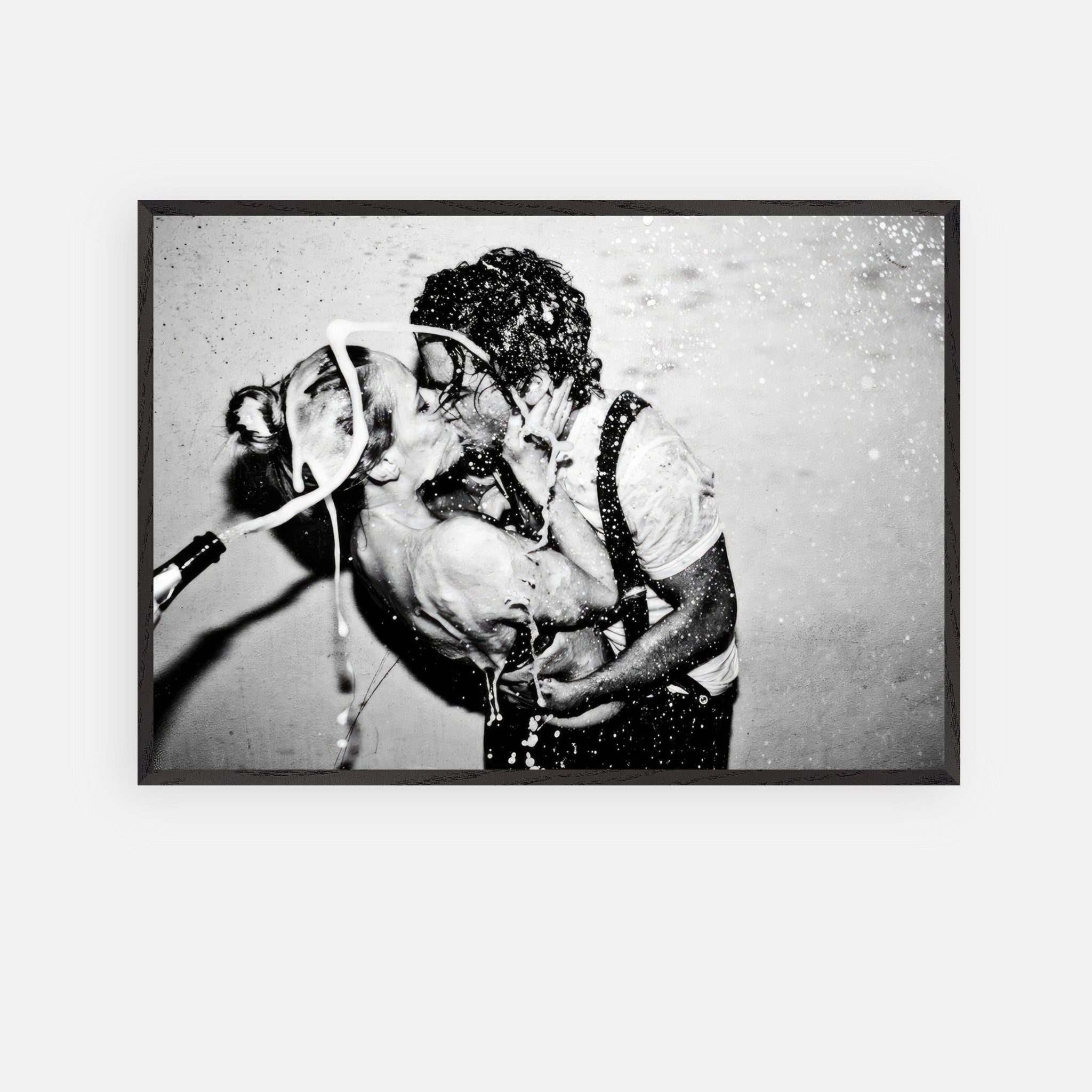 The Champagne Kiss vintage framed art featuring Johnny Depp and Kate Moss in a passionate black-and-white photograph.
