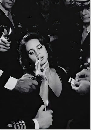 Lana Del Ray Røyker