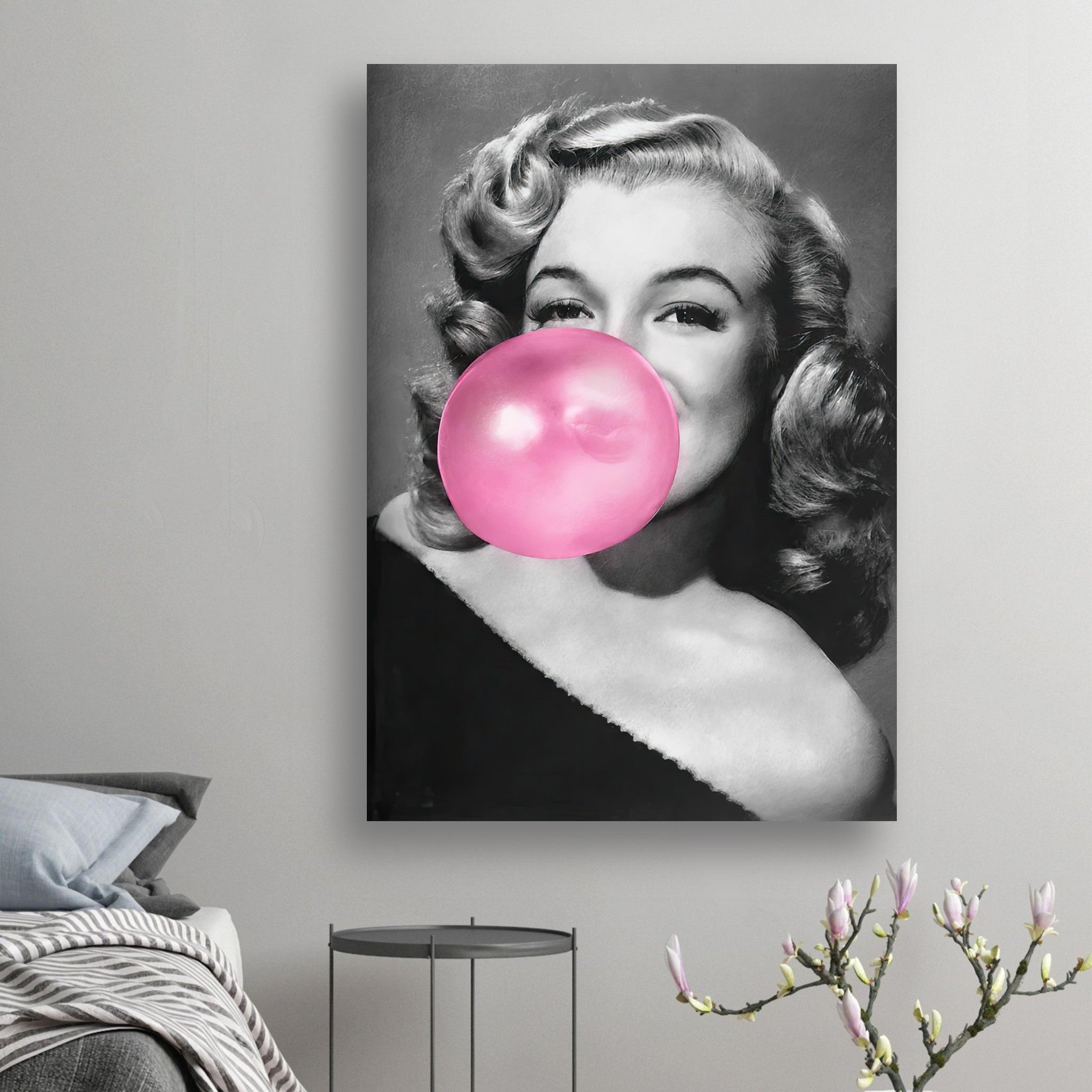 Marilyn Monroe bubble gum poster featuring her blowing a pink bubble, perfect for stylish home decor.