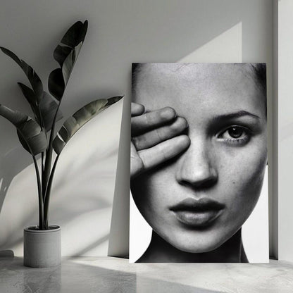 Kate Moss black and white photography metal print showcasing iconic beauty and elegance in modern decor setting.